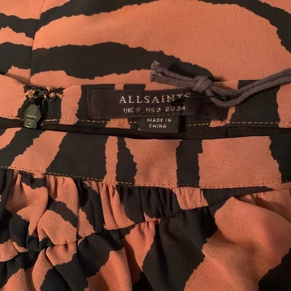 NWT! ALLSAINTS Nia Zephyr Miniskirt. Color: Toffee Brown/Black. Size 2.